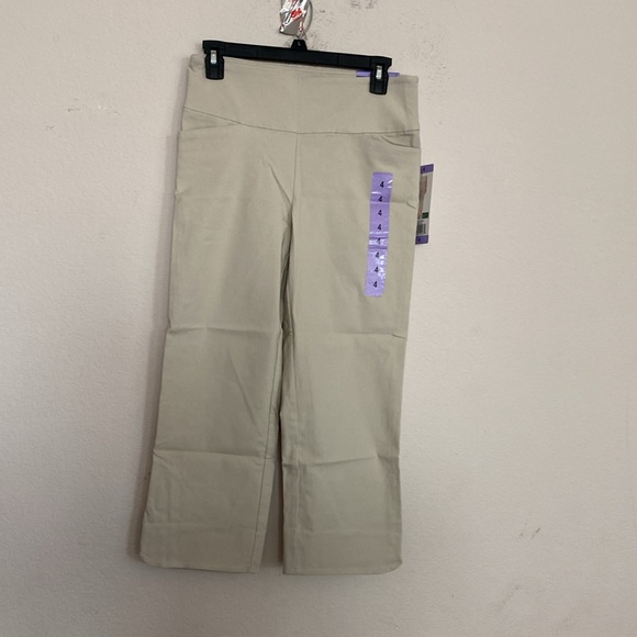 S.C & CO Ladies 360 Degrees Tummy Control Capri Pant - Picture 8 of 8